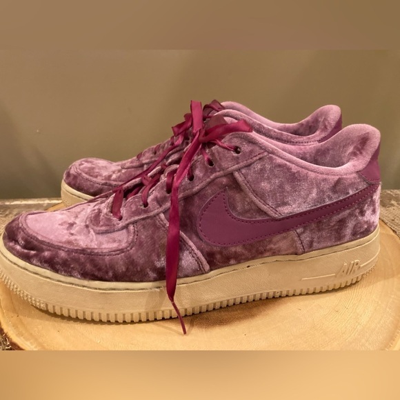 Nike‎ Air Force 1 LV8 Low Size 7Y(W-8-8.5)Crushed Velvet Tea 849345-601 - Picture 1 of 16